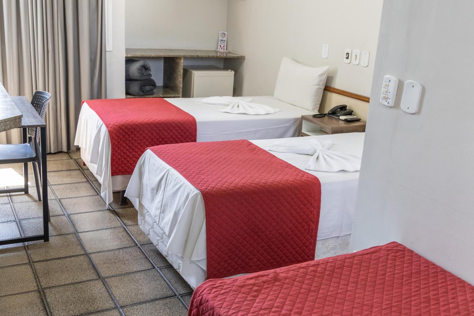 Mirante Hotel 瓦拉达里斯州长市 外观 照片
